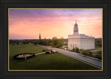 Load image into Gallery viewer, Nauvoo Sunburst Daybreak
