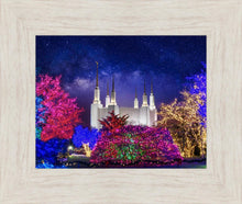 Load image into Gallery viewer, Washington DC Temple Christmas Lights
