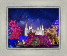 Load image into Gallery viewer, Washington DC Temple Christmas Lights
