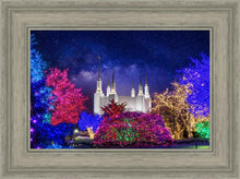 Load image into Gallery viewer, Washington DC Temple Christmas Lights
