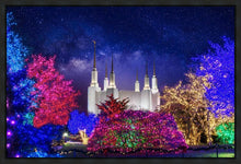Load image into Gallery viewer, Washington DC Temple Christmas Lights

