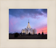 Load image into Gallery viewer, Saratoga Springs Glorious
