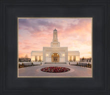 Load image into Gallery viewer, Helena Montana Glorious
