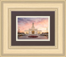 Load image into Gallery viewer, Helena Montana Glorious
