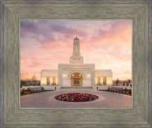 Load image into Gallery viewer, Helena Montana Glorious
