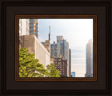 Load image into Gallery viewer, Manhattan Golden
