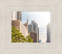 Load image into Gallery viewer, Manhattan Golden
