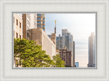 Load image into Gallery viewer, Manhattan Golden
