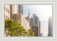 Load image into Gallery viewer, Manhattan Golden

