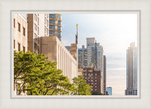 Load image into Gallery viewer, Manhattan Golden

