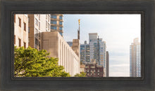 Load image into Gallery viewer, Manhattan Golden
