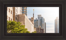 Load image into Gallery viewer, Manhattan Golden
