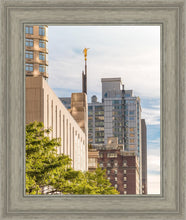 Load image into Gallery viewer, Manhattan Golden

