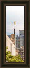 Load image into Gallery viewer, Manhattan Golden Vertical
