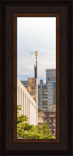 Load image into Gallery viewer, Manhattan Golden Vertical
