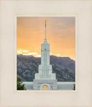 Load image into Gallery viewer, Mount Timpanogos Morning Glory Vertical
