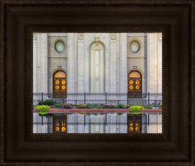 Load image into Gallery viewer, Salt Lake Temple Eternal Reflections
