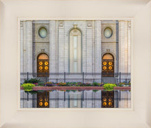 Load image into Gallery viewer, Salt Lake Temple Eternal Reflections
