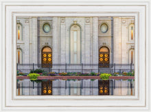 Load image into Gallery viewer, Salt Lake Temple Eternal Reflections
