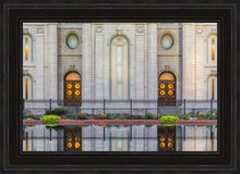 Load image into Gallery viewer, Salt Lake Temple Eternal Reflections
