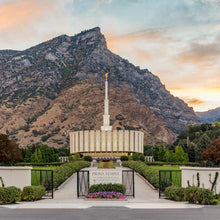 Load image into Gallery viewer, Provo Temple Morning Light
