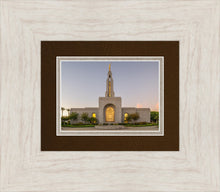 Load image into Gallery viewer, Redlands Temple Eternal Fountain
