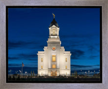 Load image into Gallery viewer, Cedar City Eternal Light
