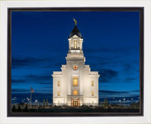 Load image into Gallery viewer, Cedar City Eternal Light
