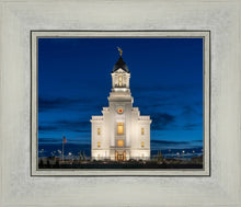 Load image into Gallery viewer, Cedar City Eternal Light
