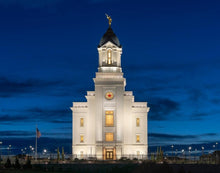 Load image into Gallery viewer, Cedar City Eternal Light
