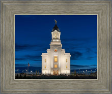 Load image into Gallery viewer, Cedar City Eternal Light
