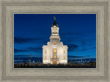 Load image into Gallery viewer, Cedar City Eternal Light
