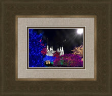 Load image into Gallery viewer, Washington DC Temple Christmas Spirit
