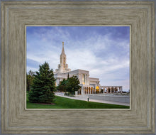 Load image into Gallery viewer, Bountiful Eternal Viewpoint
