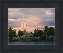 Load image into Gallery viewer, Idaho Falls Temple Eternal Light
