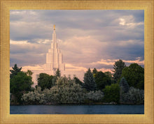 Load image into Gallery viewer, Idaho Falls Temple Eternal Light
