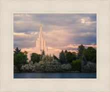 Load image into Gallery viewer, Idaho Falls Temple Eternal Light
