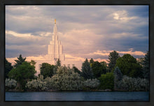 Load image into Gallery viewer, Idaho Falls Temple Eternal Light
