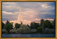 Load image into Gallery viewer, Idaho Falls Temple Eternal Light
