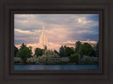 Load image into Gallery viewer, Idaho Falls Temple Eternal Light
