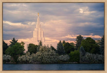 Load image into Gallery viewer, Idaho Falls Temple Eternal Light
