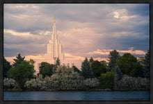 Load image into Gallery viewer, Idaho Falls Temple Eternal Light
