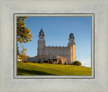 Load image into Gallery viewer, Manti Temple Golden Foundations
