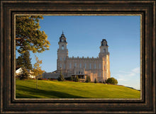 Load image into Gallery viewer, Manti Temple Golden Foundations
