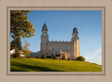 Load image into Gallery viewer, Manti Temple Golden Foundations
