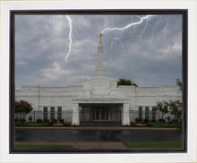 Load image into Gallery viewer, Nashville Temple Through The Storm
