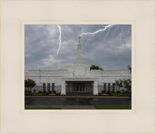 Load image into Gallery viewer, Nashville Temple Through The Storm
