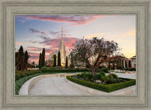 Load image into Gallery viewer, Rome at Sunset
