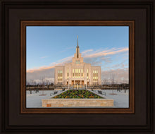 Load image into Gallery viewer, Eternity in Saratoga Springs
