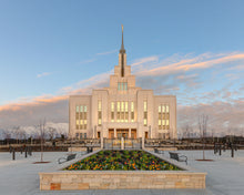 Load image into Gallery viewer, Eternity in Saratoga Springs
